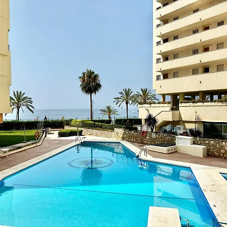 The Oceanfront Eaw Homes Apartamento