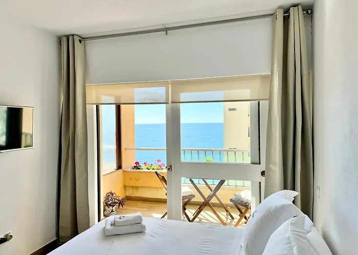 The Facing The Sea By Eaw Homes Apartament *