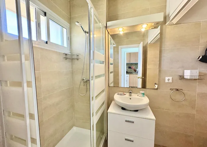 The Facing The Sea By Eaw Homes Apartament Marbella