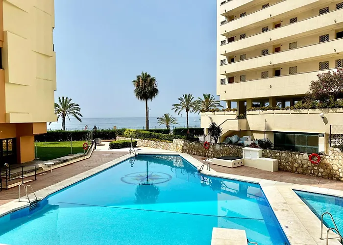 The Facing The Sea By Eaw Homes Apartmán
